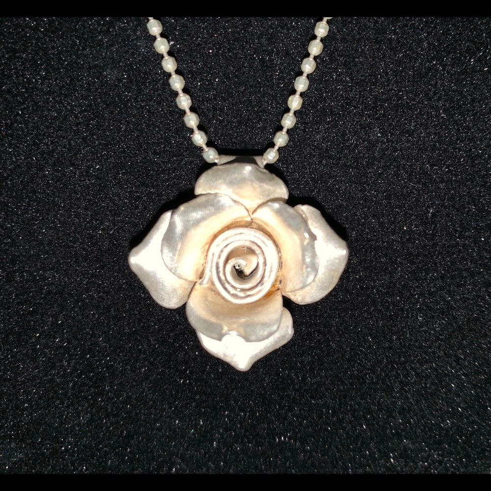 Sterling silver Rose necklace
